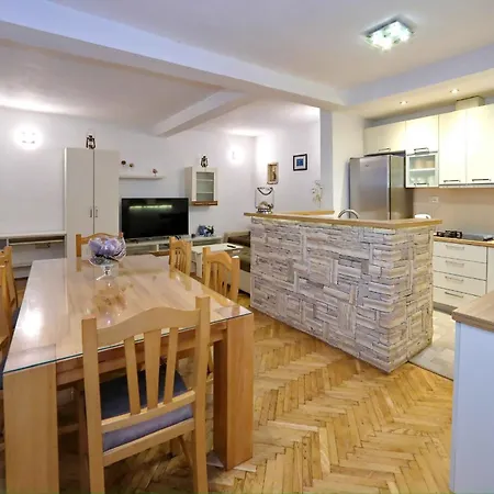Holiday Resort Laura Holiday home *