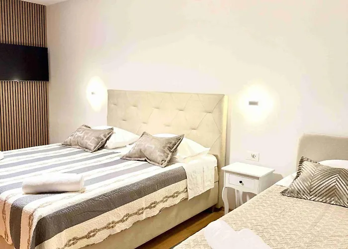 Holiday Resort Laura *